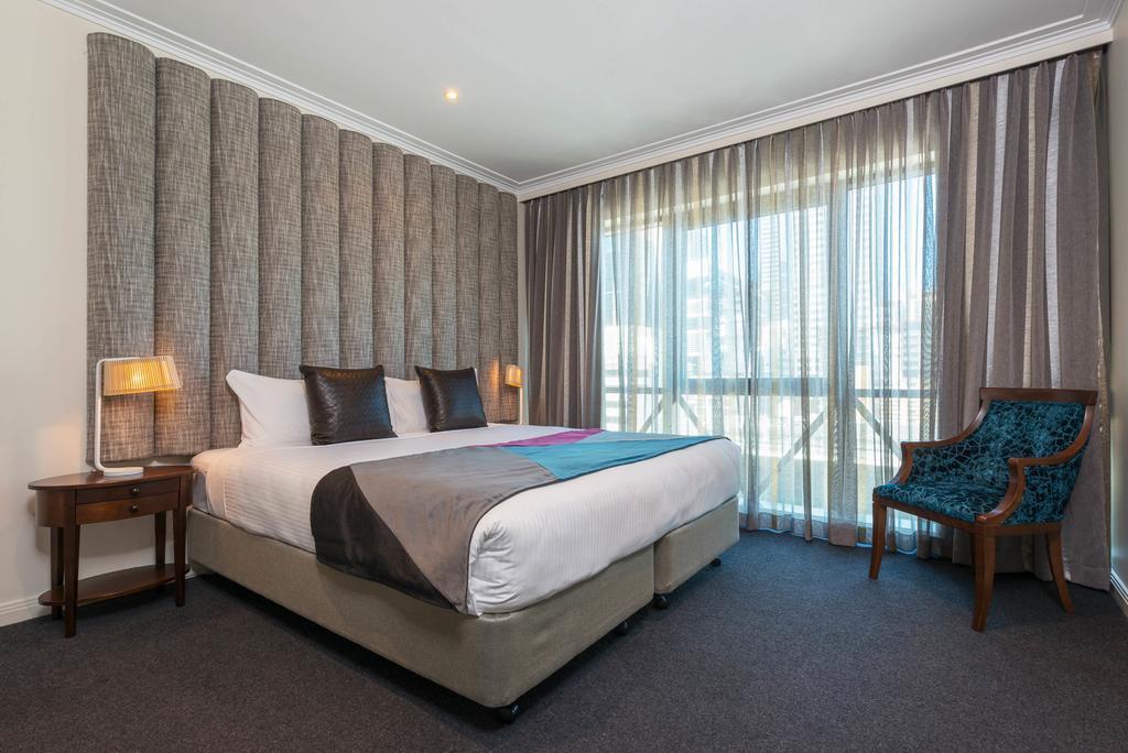 Mantra On Russell Aparthotel 4*
